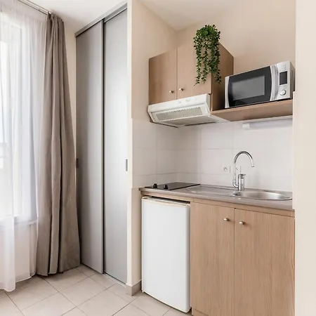 Апарт-отель Appart'city Confort Шербур-ан-Котантен