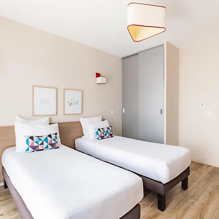 Appart'city Confort Апарт-отель Шербур-ан-Котантен